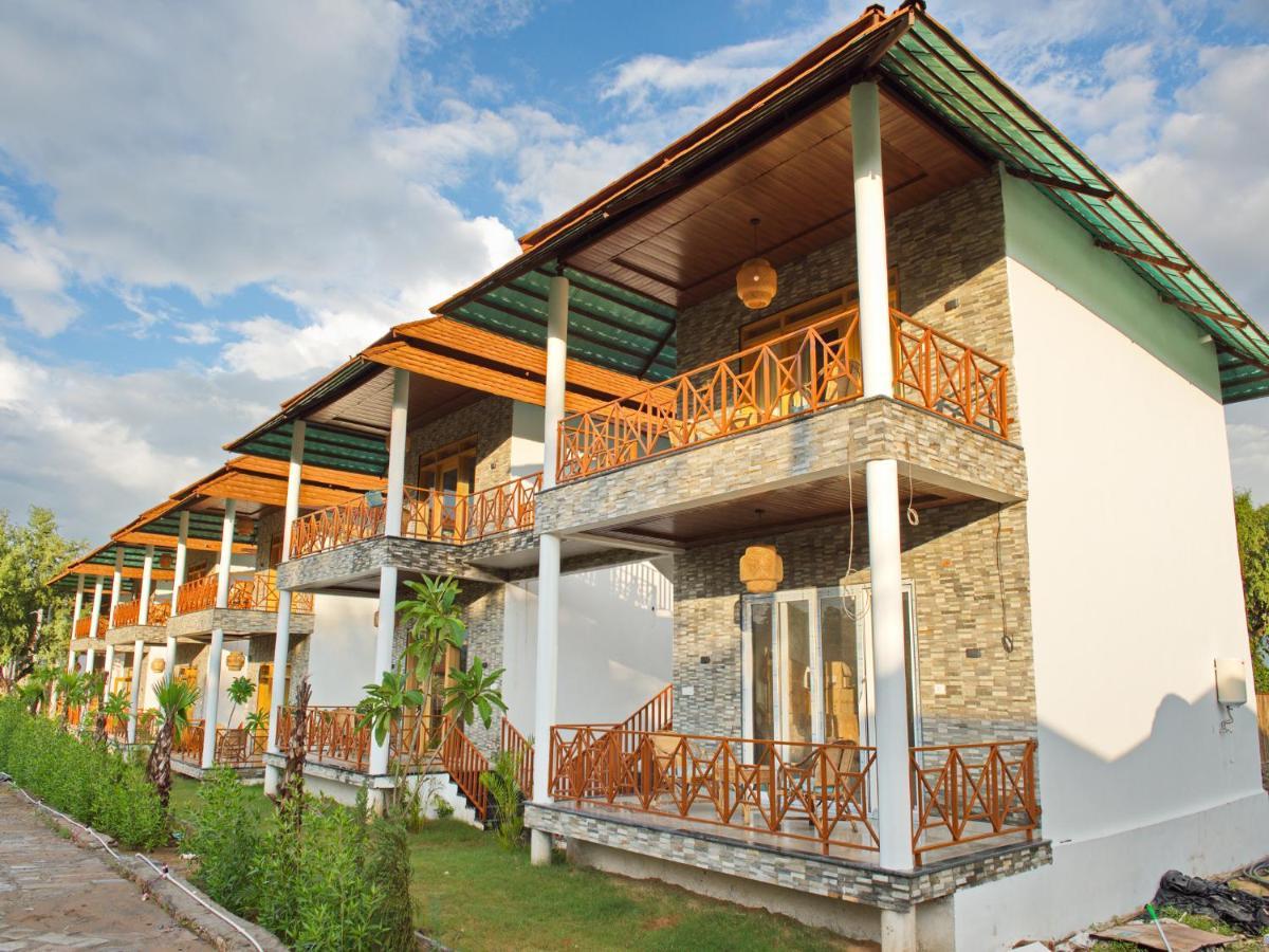 Wild Rose Resort And Spa Pushkar Exterior photo